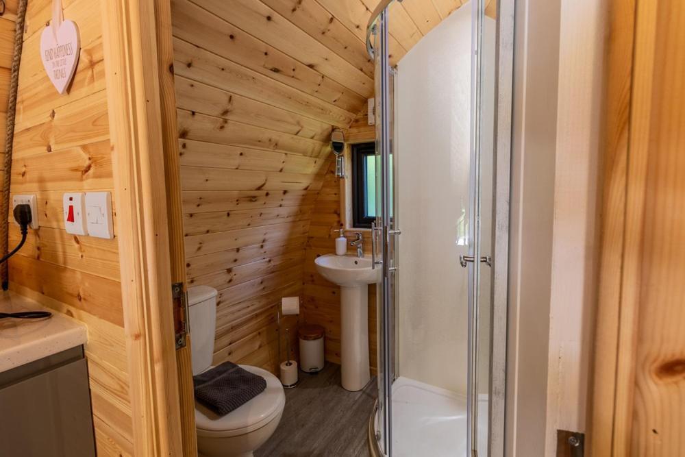 Mount Hillary Holiday Pods كورك المظهر الخارجي الصورة